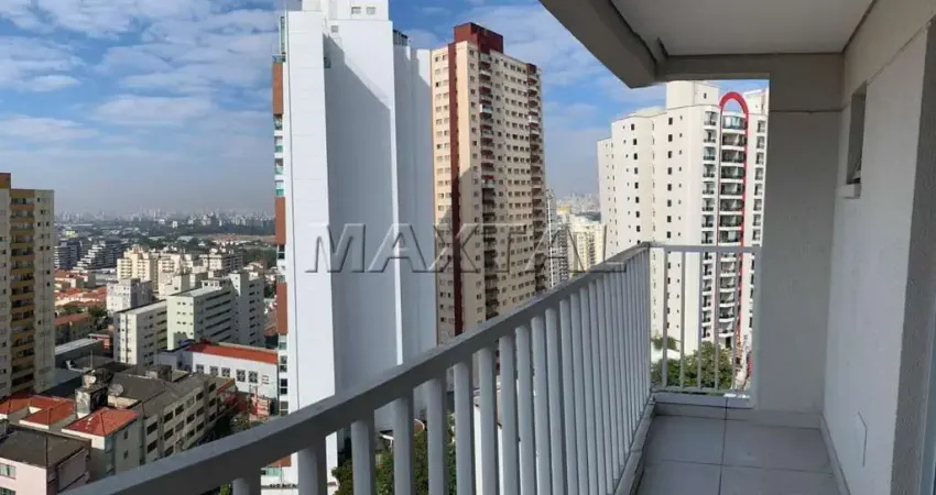 Apartamento à venda em Santana, de 45m². 2 quartos, com 1 banheiro, sacada e 1 vaga.