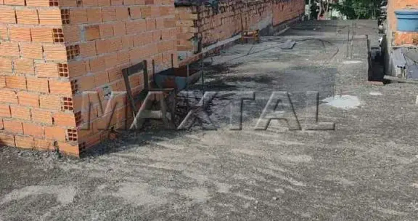 Terreno com 150m² na região de Guarulhos, próximo ao Mix Supermercado. Parque Stela.