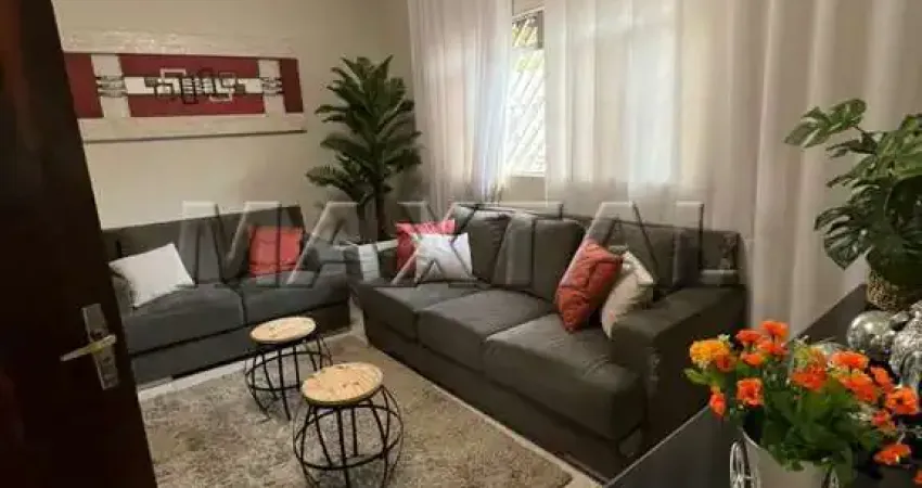 Casa à venda de 200m², com 4 dormitórios e 2 salas, no Parque Casa de Pedra.