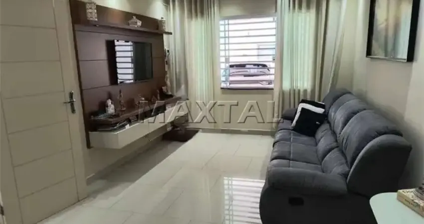 Este lindo sobrado seminovo oferece: 3 dormitórios sendo 3 suites ,4 banheiros e 6 vagas e churrasqu