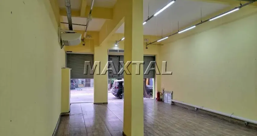 Loja de 120m² em plena rua jose maria lisboa, com um salão principal, 2 banheiros, copa, depósito.