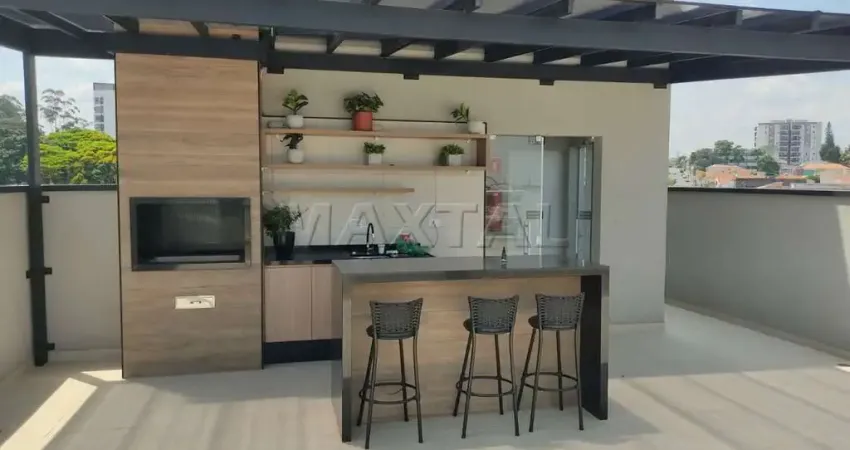 Studio semi mobiliado com piso laminado e piso em porcelanato com preparação para ar condicionado