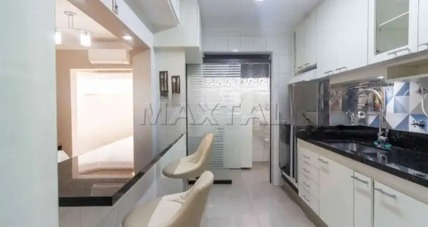 Apartamento de 82m² com 3 quartos, 2 banheiros, 2 vagas, em santa teresinha.