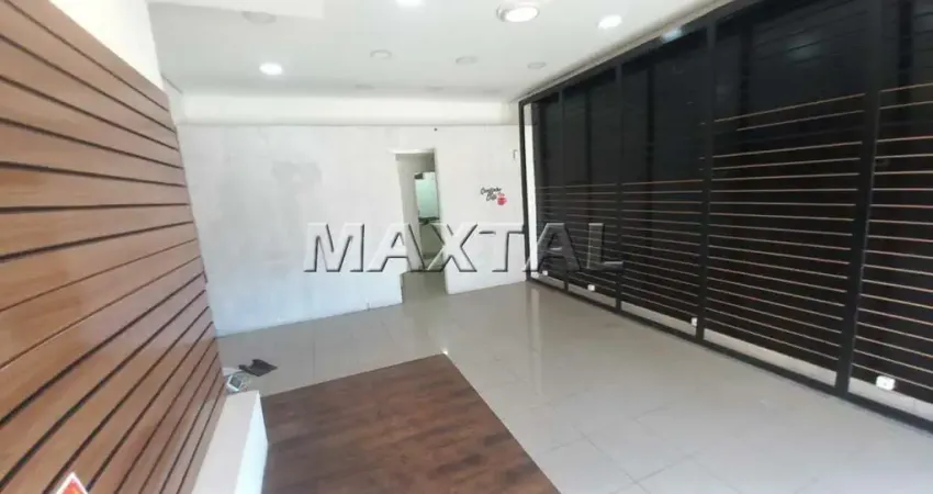 Loja à venda no centro comercial de santana, com 46m², toda em piso frio.