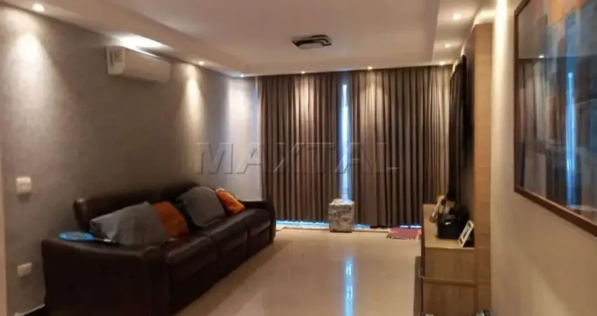 Sobrado de 300m², 3 quartos com suite, closet, móveis planejados, churrasqueira, garagem 6 carros