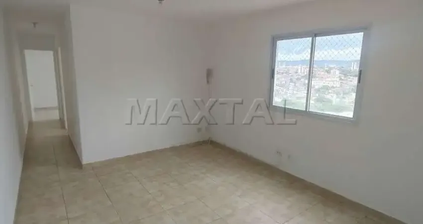 Apartamento á venda com 2 dormitórios, cozinha, banheiro e 1 vaga de garagem.
