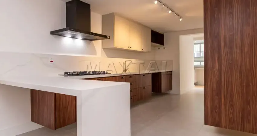 Apartamento de 176 m² à venda, com sacada, 03 suítes, e 02 vagas, em higienópolis.