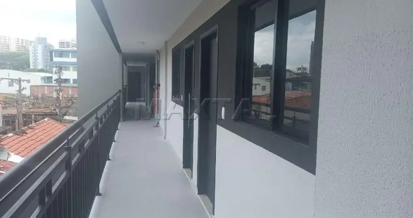 Apartamento com 45,40 m², 2 dormitórios, 1 suíte,elevador, prédio de 3 andares na parada inglesa.