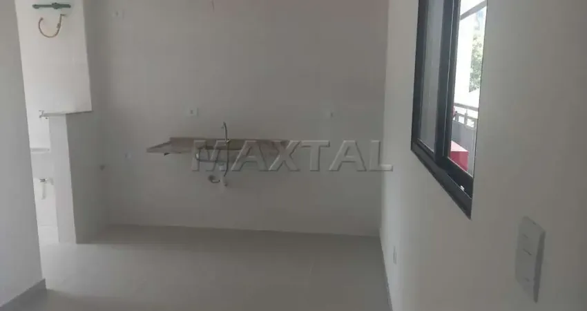 Apartamento com 32,5 m², 1 dormitório, 1 banheiro, elevador, prédio de 3 andares na parada inglesa.