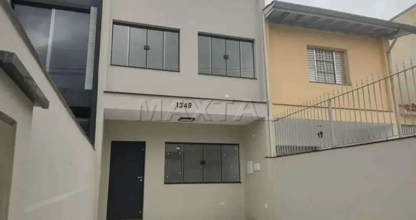 Sobrado comercial 150m²,5 salas, 02 banheiros, 01 cozinha, área de serviço, quintal e garagem.