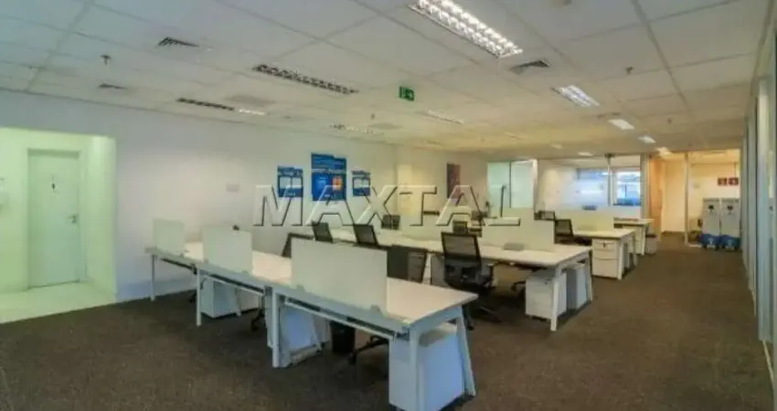 Andar comercial mobiliado para locação no butantã de 592 m² e 24 vagas.