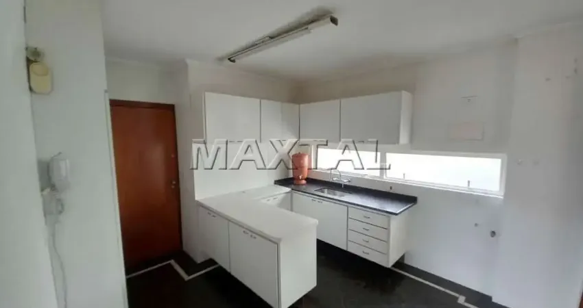 Apartamento tríplex com 4 dormitórios, 2 suítes e 5 vagas com 347 m², em perdizes.