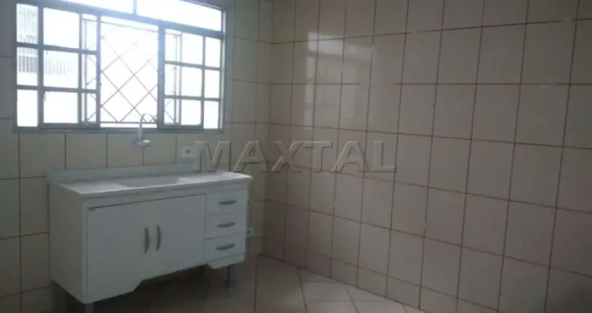 Casa para locação em sobreloja na região do brás com 2 quartos e banheiro.