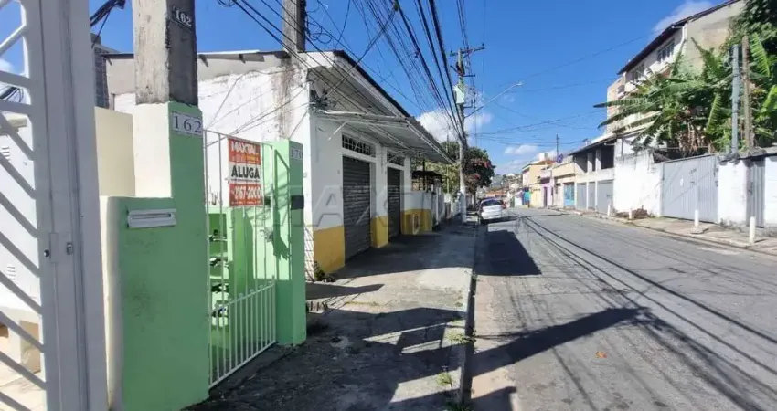 Casa de vila para locação de 48m², com 2 dormitórios e lavanderia, na vila gustavo.