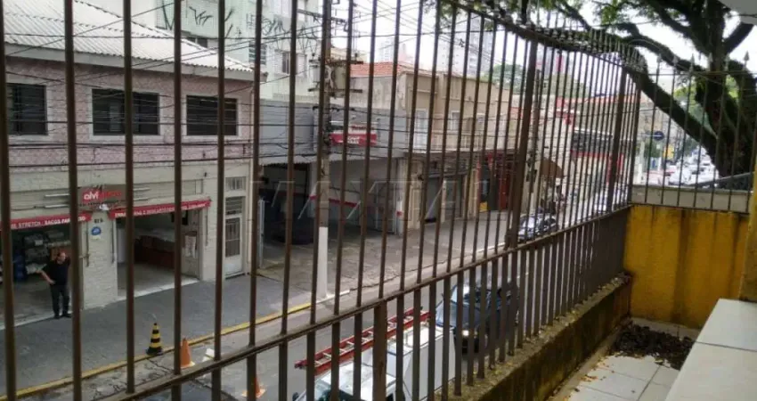 Casa para locação , residencial ou comercial com 3 comodos banheiro cozinha e área de serviço