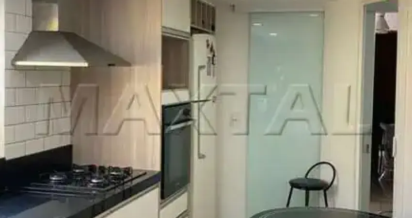 Sobrado a venda Parada Inglesa 180 área útil, 4 quartos sendo 3 suítes e 1 com varanda e 2 externas