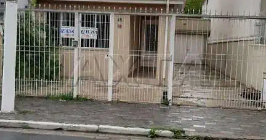 Sobrado para venda em Santana com quintal e 6 vagas de garagem travessa da Alfredo Pujol