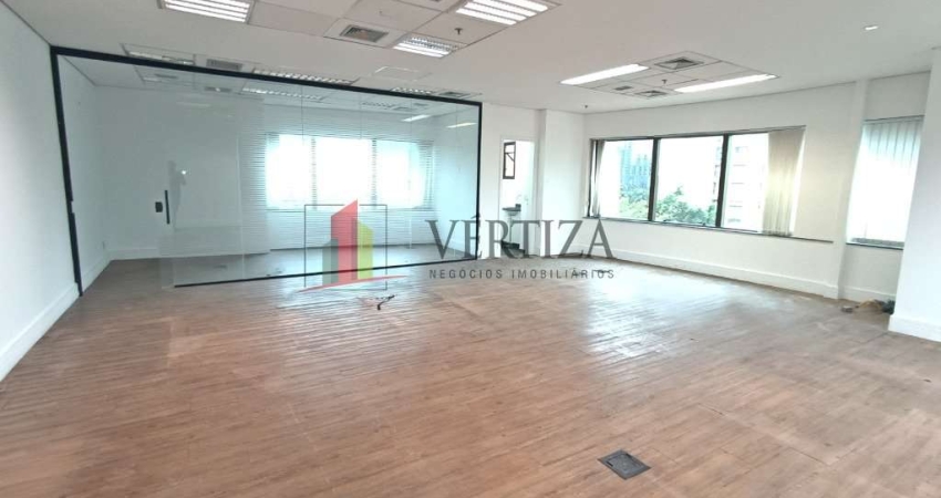 Sala comercial com 4 salas à venda na Rua Doutor Eduardo de Souza Aranha, 387, Vila Nova Conceição, São Paulo