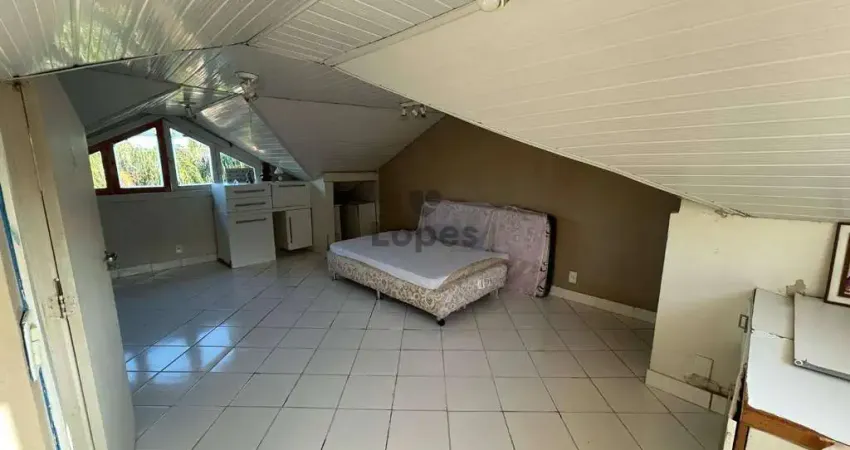 Casa em condomínio fechado com 4 quartos à venda na Estrada dos Bandeirantes, Vargem Pequena, Rio de Janeiro