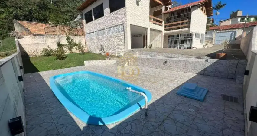 Residencial › casa com 3 dormitório(s) sendo 1 suíte(s) no bairro centro - - florianópolis - sc