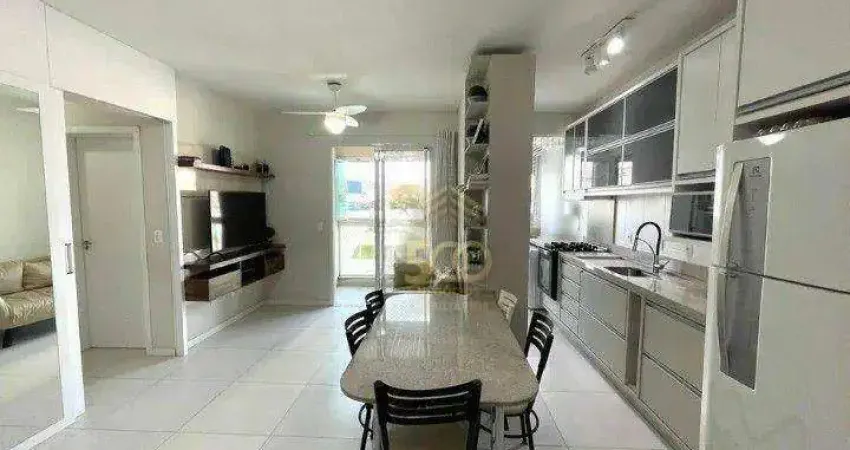 Apartamento com 3 dormitórios à venda, 74 m² por R$ 639.000,00 - Centro - São José/SC