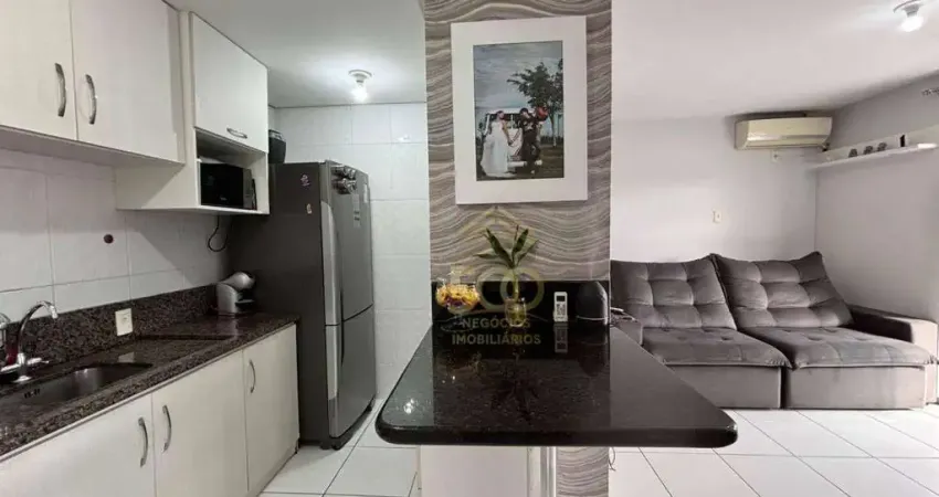Apartamento com 2 dormitórios à venda, 55 m² por R$ 275.000,00 - Forquilhas - São José/SC