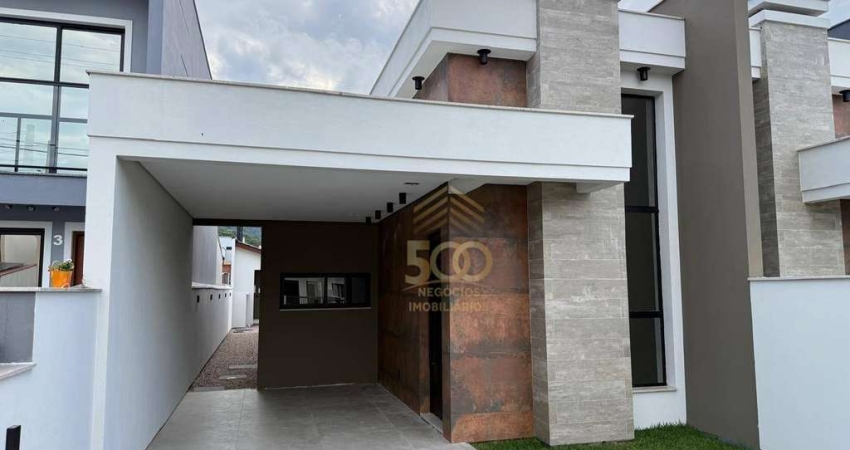 Casa 3 Dormitórios, Alto Padrão com Piscina - Sertão do Maruim - São José/SC