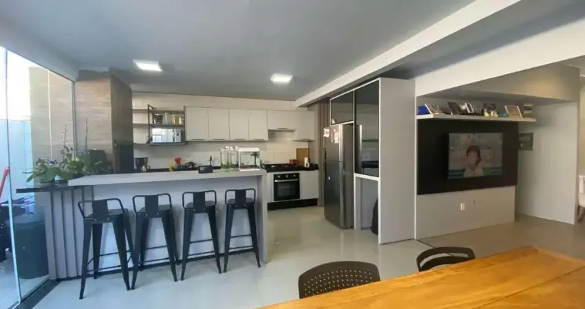 Casa com 2 dormitórios à venda, 90 m² por R$ 580.000,00 - Bela Vista - Palhoça/SC