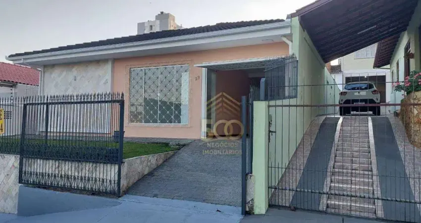 Casa à venda, 195 m² por R$ 850.000,00 - Barreiros - São José/SC