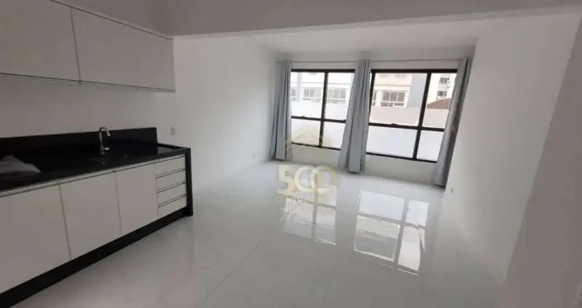 Apartamento com 1 dormitório para alugar por R$ 3.500/mês - Centro - Florianópolis/SC