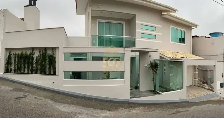 Residencial › casa com 4 dormitório(s) sendo 1 suíte(s) no bairro coloninha - - florianópolis - sc