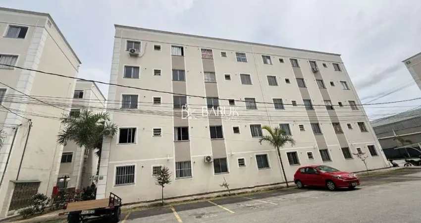 Jóquei clube, 2 quartos, planejados, garagem, portaria 24 hs, área de lazer completa.