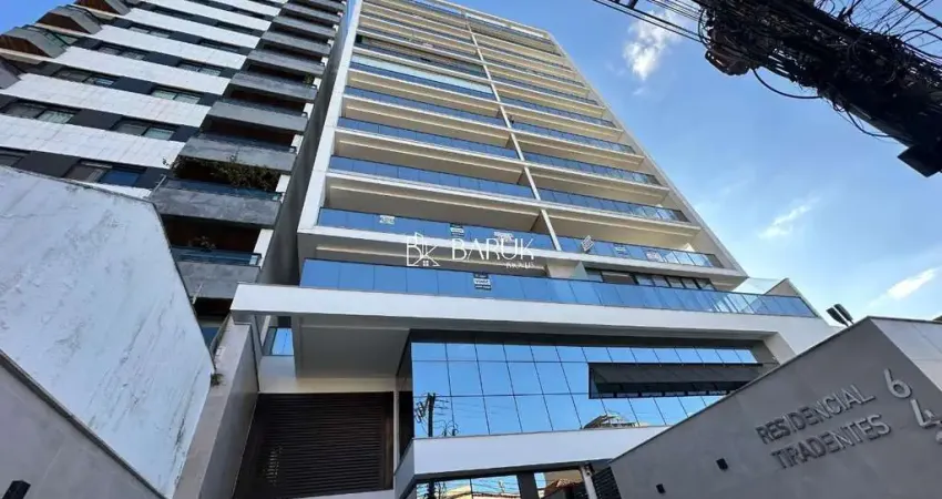 Cobertura duplex luxuosa na rua tiradentes com 390 m² e vista deslumbrante para o morro do cristo no bairro santa helena