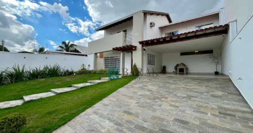 Sobrado com 4 dormitórios à venda, 389 m² por R$ 1.990.000,00 - Zona 05 - Maringá/PR