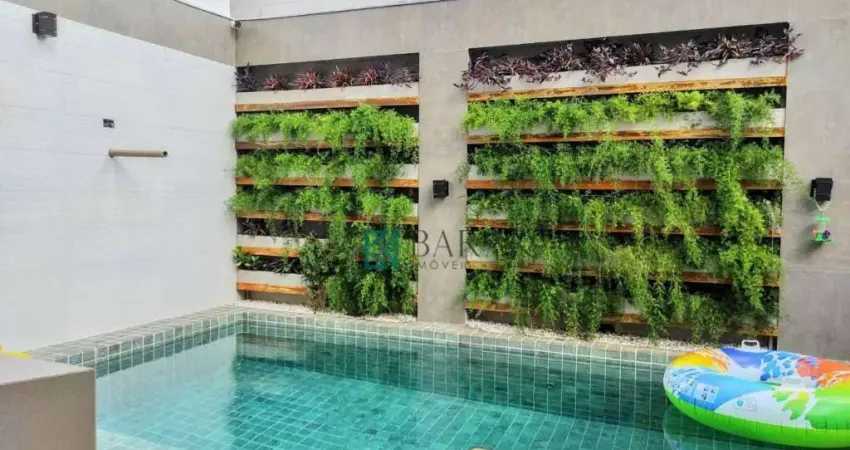 Casa com 4 dormitórios à venda, 350 m² por R$ 1.800.000,00 - Jardim Guaporé - Maringá/PR
