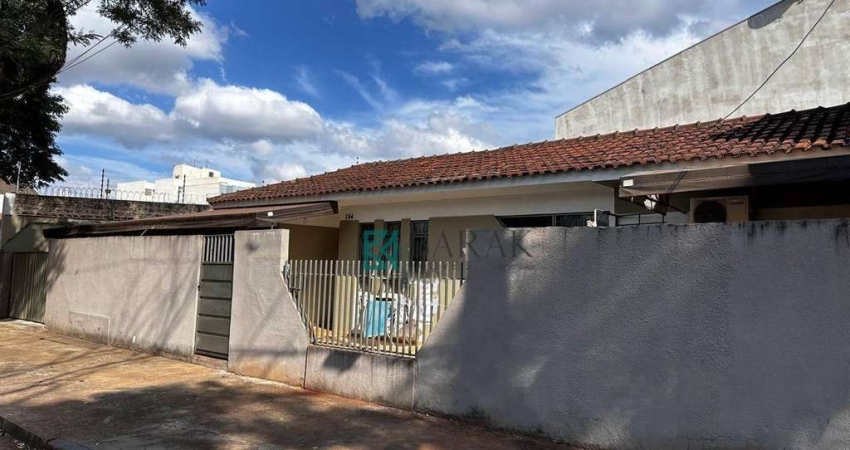 Casa com 4 quartos à venda na Praça Santo Antônio, Vila Santo Antônio, Maringá