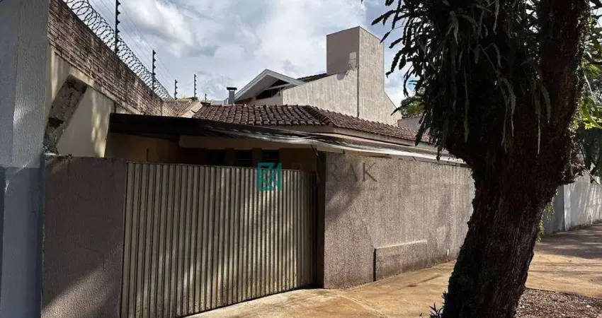 Casa com 4 dormitórios à venda, 82 m² por R$ 630.000,00 - Vila Santo Antônio - Maringá/PR