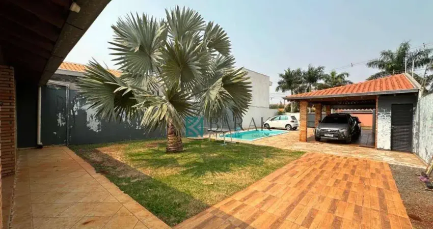 Casa com 2 dormitórios sendo 01 suite  à venda, 140 m² por R$ 735.000 - Jardim Santa Rosa - Maringá/PR