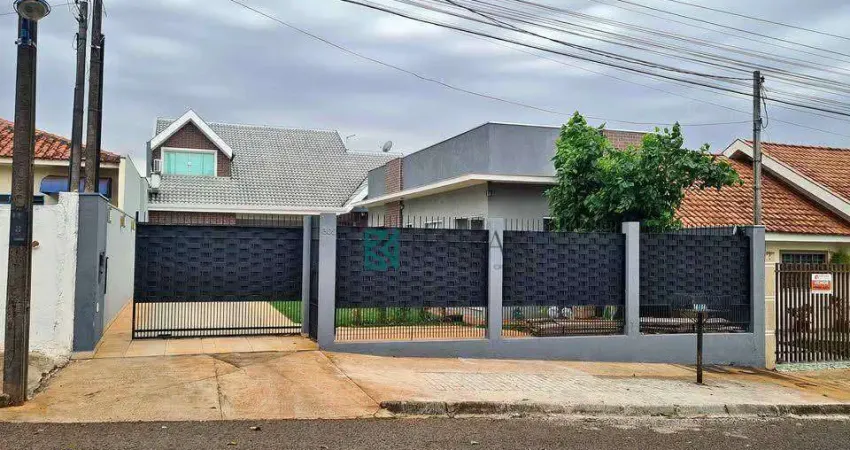 Sobrado estilo Americano com 3 dormitórios à venda, 200m² por R$ 890.000 - Jardim Montreal - Maringá/PR