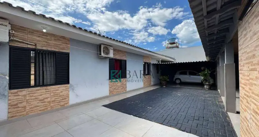 Casa com 3 dormitórios à venda, 160 m² por R$ 615.000,00 - Zona 06 - Maringá/PR