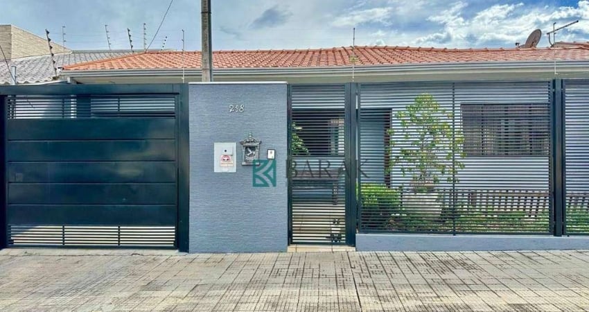 Casa com 3 dormitórios, sendo 1 suíte à venda próximo a Av Mandacarupor R$ 850.000 - Jardim Lucianópolis - Maringá/PR