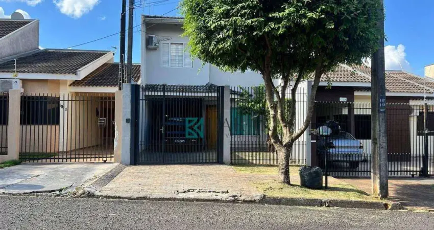 Sobrado com 3 dormitórios para alugar, 120 m² por R$ 3.500,00/mês - Jardim Monte Rei - Maringá/PR