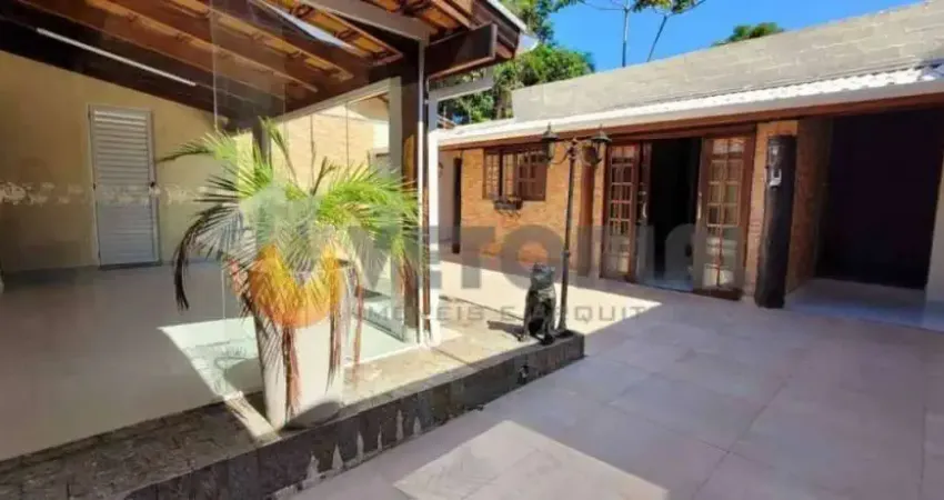 Casa com 3 quartos, 170m², à venda em Caraguatatuba, Martim de Sá