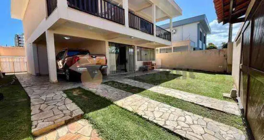 Sobrado à venda em caraguatatuba, indaiá, com 4 quartos, 247m²