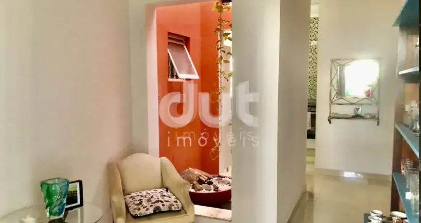 Casa com 3 quartos à venda na Rua Jorge Whitemann, 19, Jardim García, Campinas