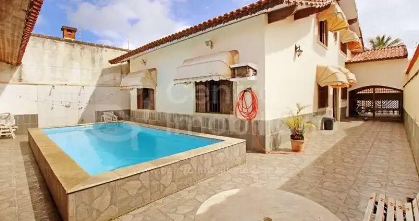 Casa à venda com piscina e 5 quartos em peruíbe, no bairro cidade nova peruíbe