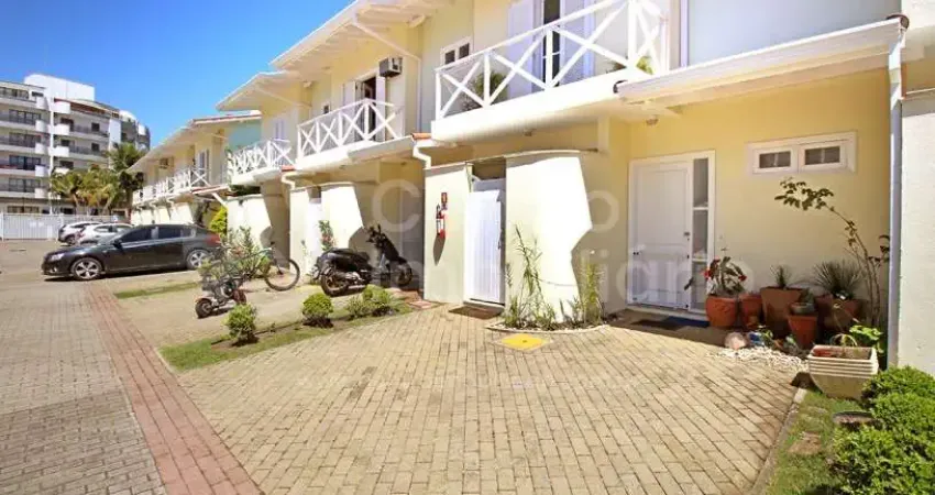 CASA à venda com 3 quartos em Peruíbe, no bairro Balneario Sambura