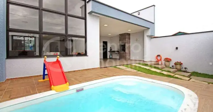 Casa à venda com piscina e 3 quartos em peruíbe, no bairro estancia sao jose