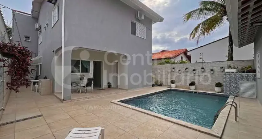 Casa à venda com piscina e 5 quartos em peruíbe, no bairro jardim beira mar