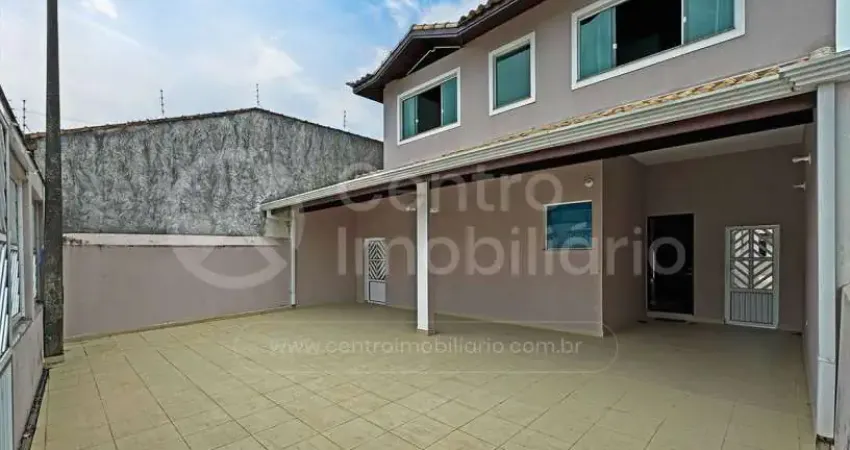 Casa com 5 quartos à venda no Centro, Peruíbe 